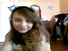 teen brunette dances naked on a webcam (18+)