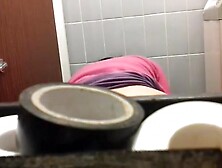 The Ass Of Amateur Spied While Her Pissing On Toilet