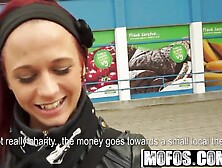 Tearing up,  plus-size,  public pick ups