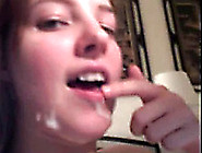 girlfriend cums on face