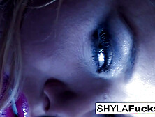 Il Feticismo Del Fumo Della Sexy Shyla Stylez