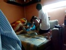 Patricia dando a buceta pra seus dois primos safado na suruba