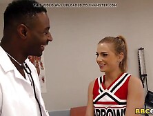 Gorgeous Teen Sydney Cole Bangs Doctor's BBC In A Hospital
