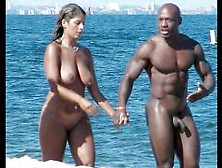 Сборник нудистов,  голые люди,  которые этого не стесняются