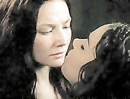 Black Sails S02E01 (2014) - Lise Slabber,  Jessica Parker Kennedy,  Clara Paget