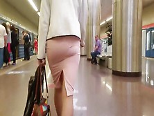 Milf's Ass In Skirt