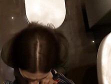 Public blowjob: drink girl suck in cafe ang get cum in her mouth