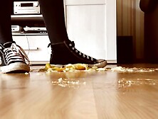 Converse crushing bananas