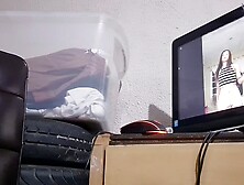 Virgen pajero perdedor se deslecha en solitario...