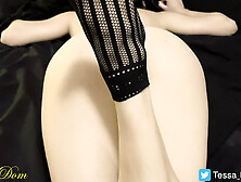 Mexican Tessa Dom gives an incredible feet show