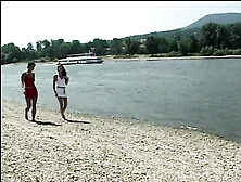 E tra Donne si Gode di Piu - Episode 3