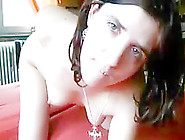 Amateur bottling her pussy