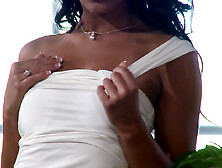 Wild girl Defrancesca Gallardo gets her sweet spot opened up