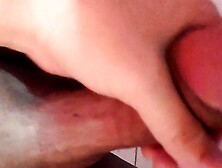 Close-Up View Ng Salsal Sa Malaking Titi Ni Bagets - Fresh Teen Masturbation