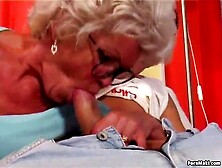 REAL GRANNY PORN - Granny Effie screws