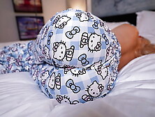 Step Mom Wakes up to Hard Cock of Step Son He helps MILF to cum quick Carry Light