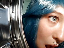 Her Naked Behind Got Stuck in the Washing Machine