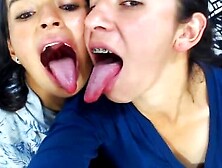 Lesbian Webcam (Amateur )