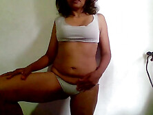 Aunty hot, sri lanka