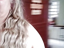 Before going to bed and in pajamas I want a masturbated on my pussy