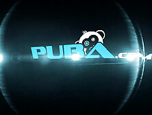 Busty Bree Olson keeps her heels on as she gets drilled