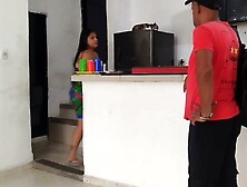 Favourable pizza delivery stud. Large-assed Colombian gets her twat drilled hard by the slim old delivery dude.
