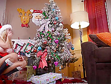 Alix Lynx Lesbian Christmas