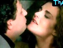 Clelia Rondinella Breasts Scene In Maniaci Sentimentali