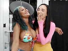 Her ass is AWESOME!: Doggy,  Cowgirl & Licking Porn