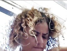 MULHER CASADA CHAMA ENCADOR PRA CONSERTA A PIA E TUDO TERMINA EM SEXO NA  AUSENCIA DO CORNO