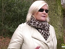 Mature Wife Lacey Starr Cheating On Husband With Lesbian Liz Rainbow