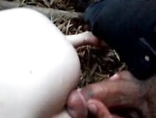 Comendo o cu da Vânia no meio do mato