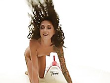 The Tremor shakes Kendra Cole to Orgasm