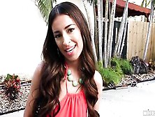 Муж изменил жене с соседкой мулаткой Cameron Canela