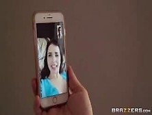 A bela Ivy Lebelle transa com o namorado