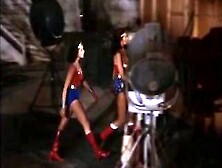 Linda Carter-Wonder Woman - Edition Job Superlatively Good Parts 10