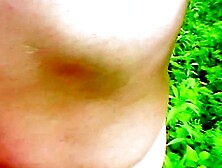 Geile Jungsau im Wald - Von geilem Opa erwischt