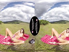 Vanessa Decker And Virtual Reality In Solo Girl Masturbates Outdoors,  In Vr