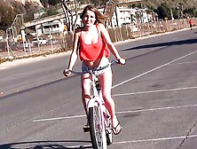 19-Year-Old Teen with Big Tits Makes Porn On the Beach