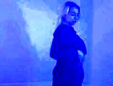 Big-Ass Blonde Babe in a Steamy Solo Cam Show