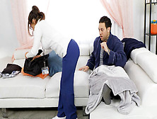 Dr.  Tru Kait came to her patient Small Hands