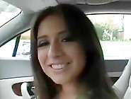 Hot babe gets her sweet twat fingered in the car