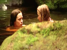 Emily Blunt, Nathalie Press In My Summer Of Love (2004)