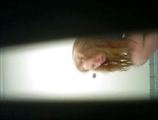 REAL ! Nice ass changing in bathroom