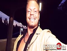 Hammer Fotze am S-Bahnhof geknallt