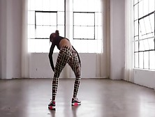 Lexy Panterra Twerk Freestyle