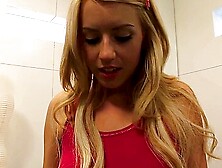 Lexi Belle Uses A Sybian And Takes A Hard Cock Deep Inside