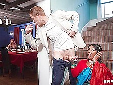 / - Yasmina Khan,  Danny D The Bengali Dinner Party / 29. 1. 2024