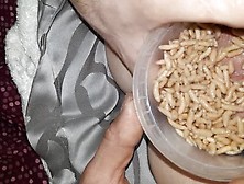 maggots on pussu sweet food