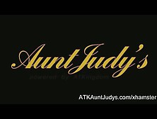 amateur lesbian slave